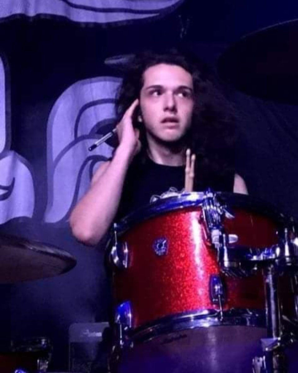 burningredband's tweet photo. "Where is the one again?  I can't seem to find it." #drummerproblems #drummer #drumlife #burningred https://t.co/Vp8vgSZ0JT