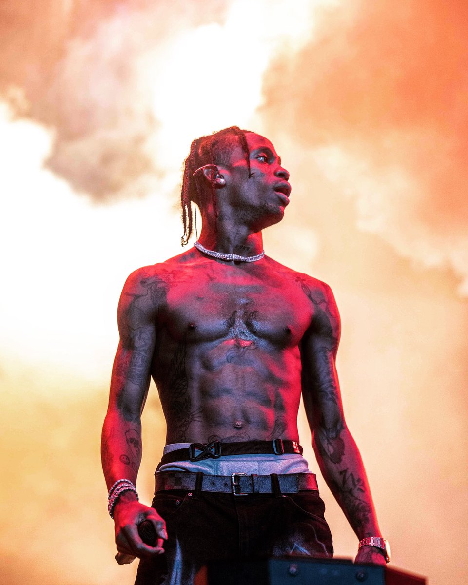 La Flame 🔥 <a href="/trvisXX/">TRAVIS SCOTT</a> 

📸 by me