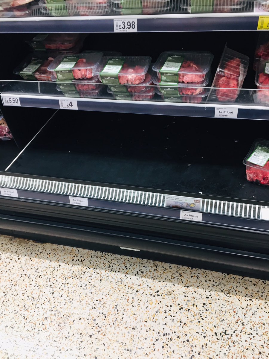 GillianBaynes4's tweet photo. @AsdaServiceTeam  if the store is open till midnight surely you should have availability no lamb joints and no Yorkshire puddings as I work shifts I have to go at this time went to Tesco shelves full https://t.co/DVORRX93ko