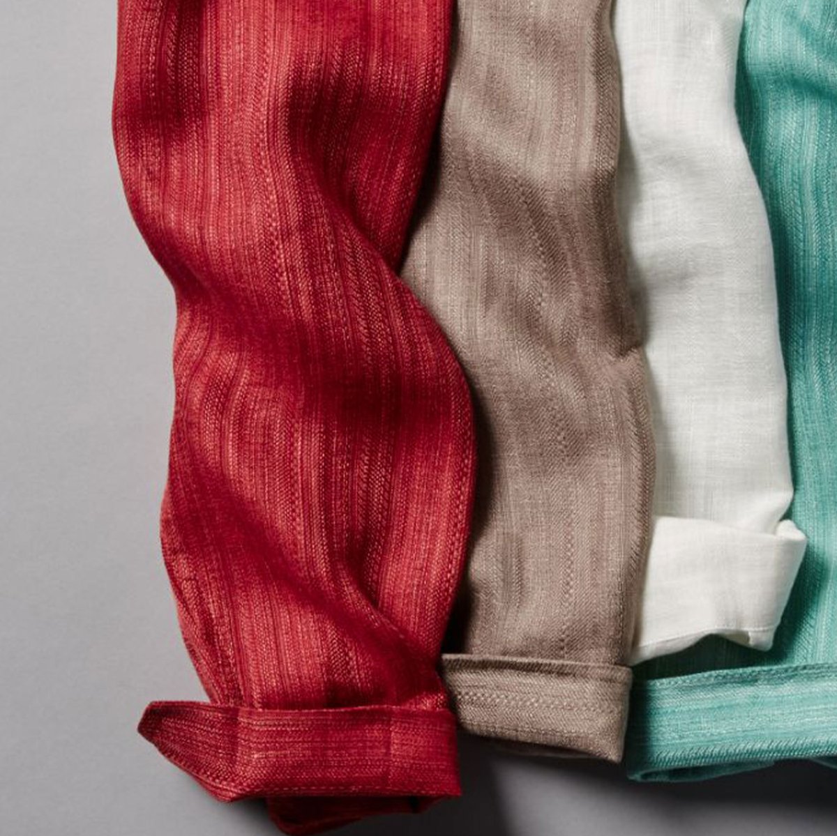 Cubavera's tweet photo. Perfectly fitting for Friday. #Cubavera #CubaveraMan #CubaveraHoliday #Holidaycollection #NewArrivals #GiftGuide #LookGoodFeelGood #MensFashion #Authentic #Weekendstyle #MensStyle #HolidayGiftGuide
Shop Now: https://t.co/fxOuRqm0Kh https://t.co/p82pRna0RJ