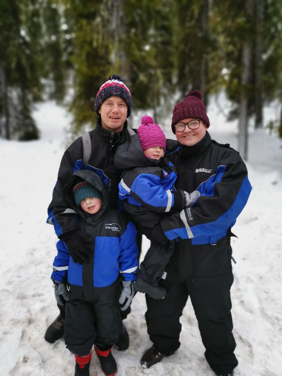 TDBurch79's tweet photo. Best Christmas ever. #Lapland #realsanta #familymemories https://t.co/wX3yrpcdJO