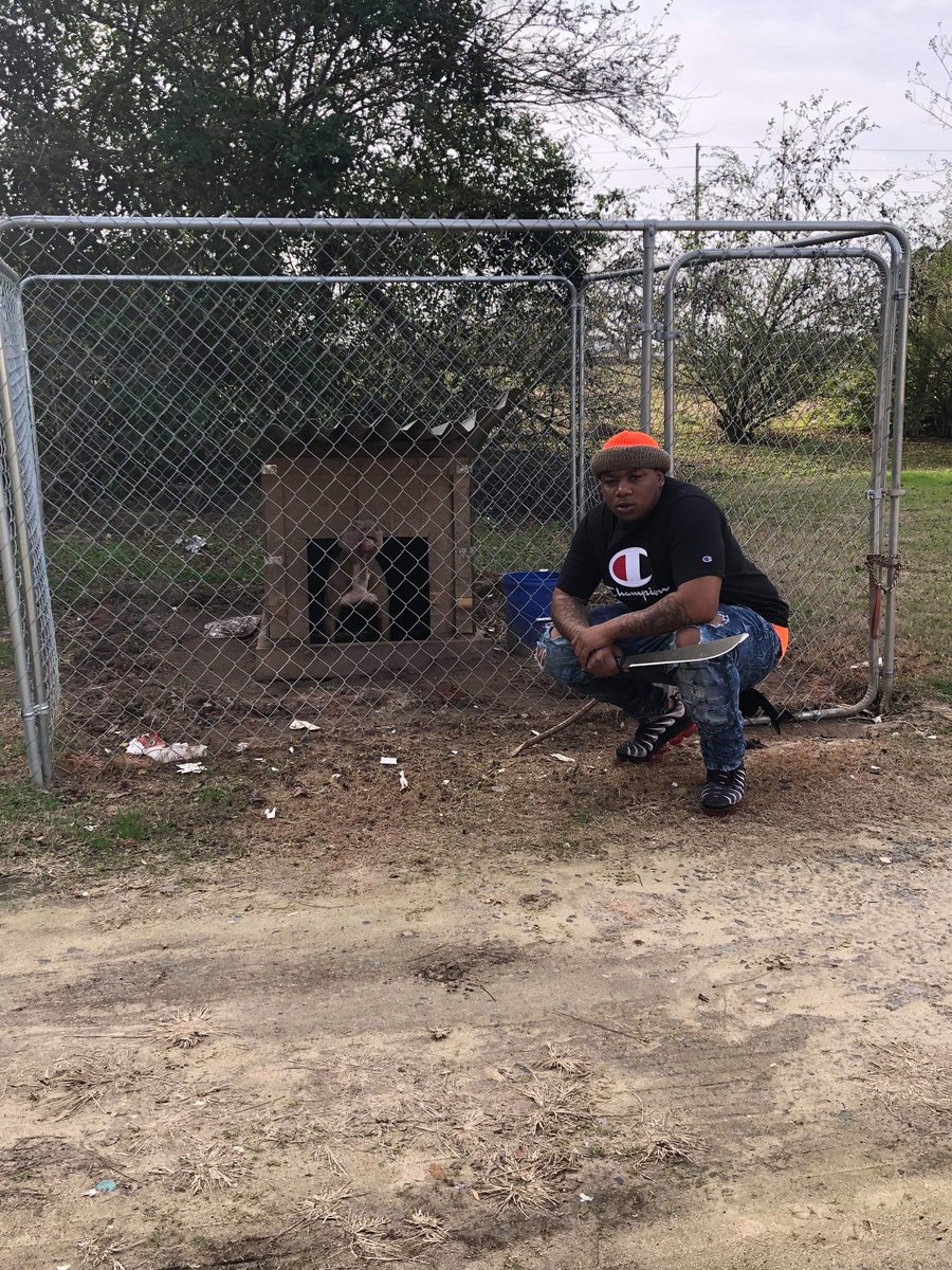 HoodrichMohee's tweet photo. Product of my Environment and my Environment is Davis Station 🎯🦍TgMxDsM #LLHESTER #LLFetty #LLRobert https://t.co/5loGjMclwE