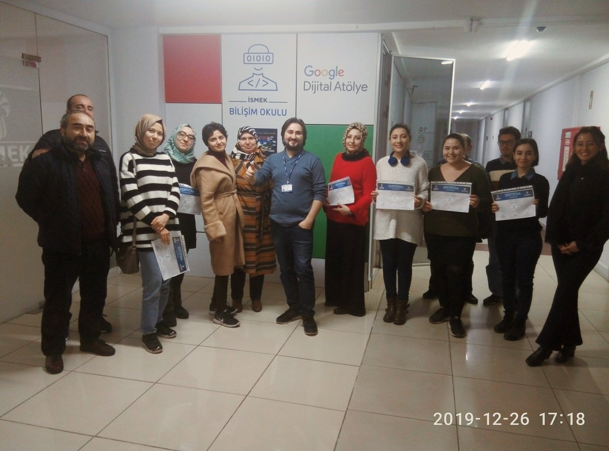 fthgk's tweet photo. 2019 - 2020 dönemi 2. Dijital Pazarlama İnternet Reklamcılığı kursunu tamamladık. Güzel bilgiler paylaştık, bir eğitimin daha sonuna geldik. Arkadaşlara işlerinde başarılar diliyorum. Tekrar görüşmek üzere :) #google #ads #reklam #seo #adwords #dijitalpazarlama #eğitim #fatihgök https://t.co/83UUd4j59M