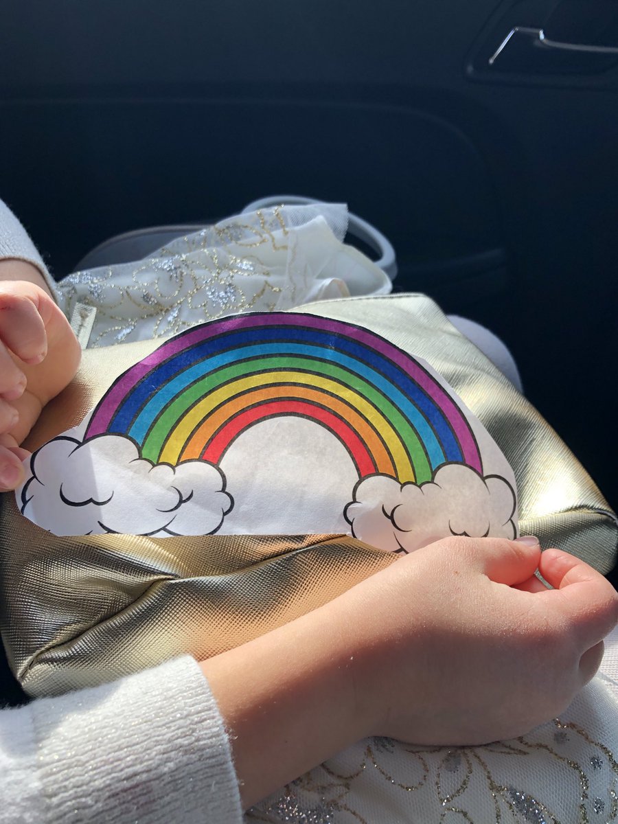 mz_lat's tweet photo. I see a rainbow.
It is big and beautiful!
It is in Denver.
Cecelia
12/27/19
#natember #haikuforkindness #haikuforjustice https://t.co/5fzBPLKiVC