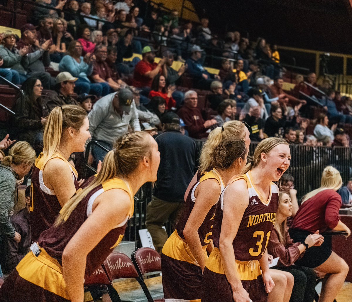 MSUNorthern's tweet photo. Are you in Havre this weekend? Come support our No. 11 Skylights at 12:00 and Lights at 2:00 on Saturday and Sunday! 🏀 If you can’t make it to the games, cheer them on from afar with the live stream on our website! 👏🏽
📷: @jasongeer20161
#golightsgo #lightemup #naiabasketball https://t.co/FZzLGszDzn