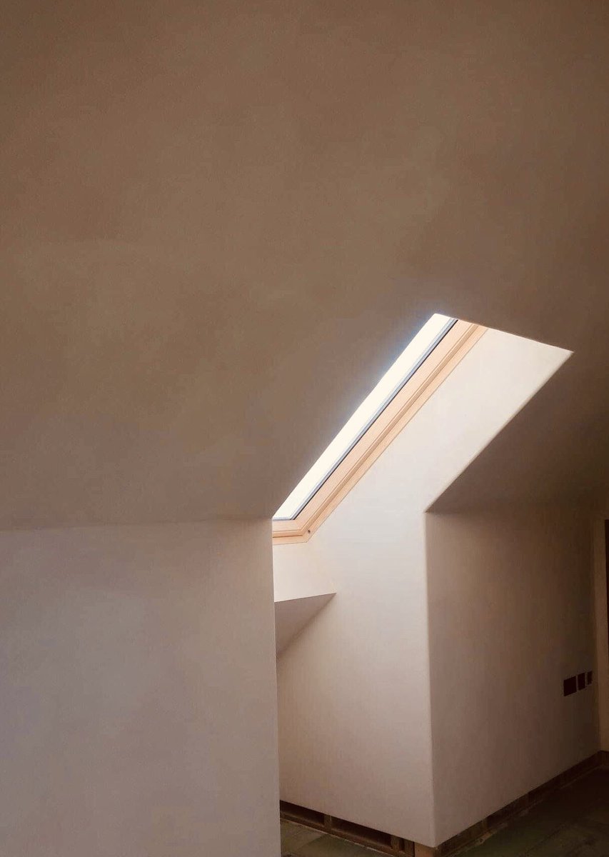 UKClayworks's tweet image. #retrofitfirst historic farmhouse conversion in Cornwall. Owners demanded a sustainable, healthy home with maximum use - and re-use - of natural materials and natural light. #breathable #clayplaster #healthy