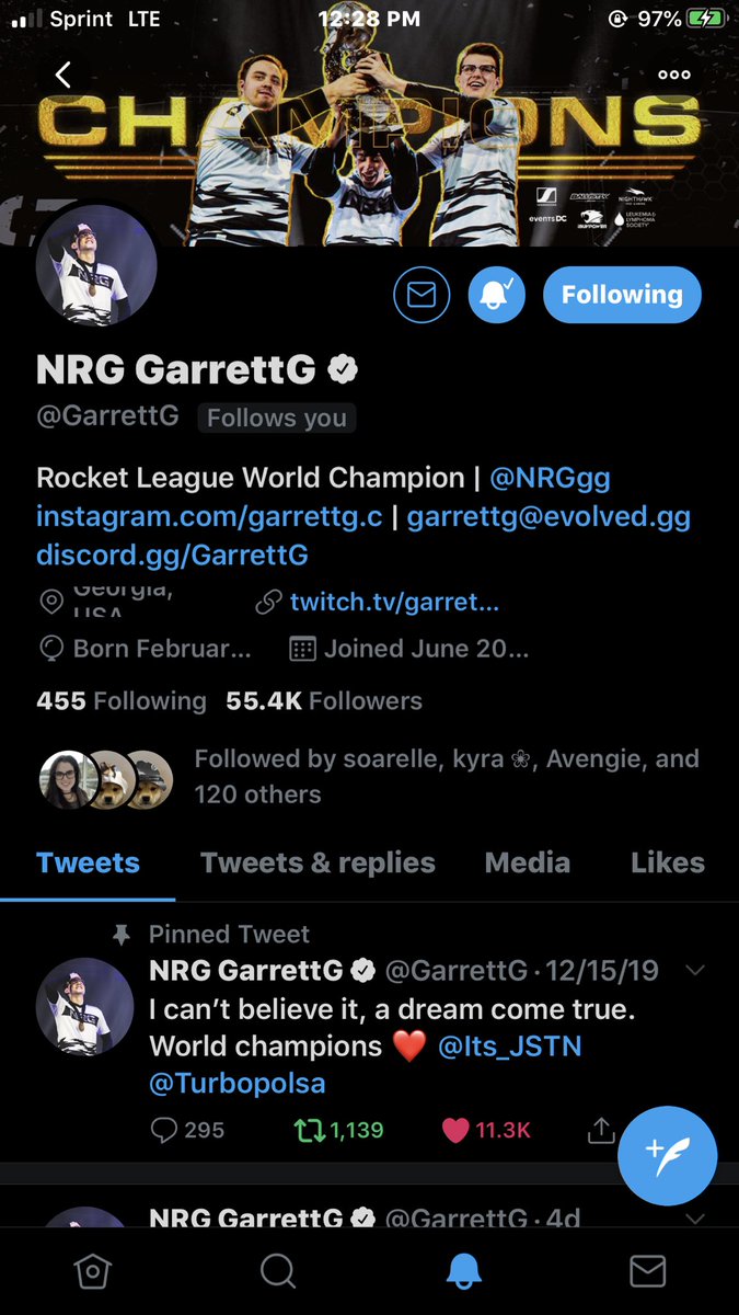 Jitter.ッ tweet media