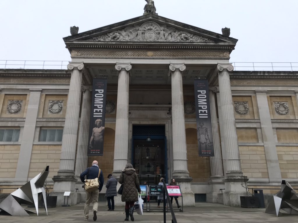 GEOGSJC's tweet image. Great visit to the #LastSupperInPompeii exhibition at @AshmoleanMuseum today #volcano #pyroclasticflow #geography #geographyteacher #Awesome