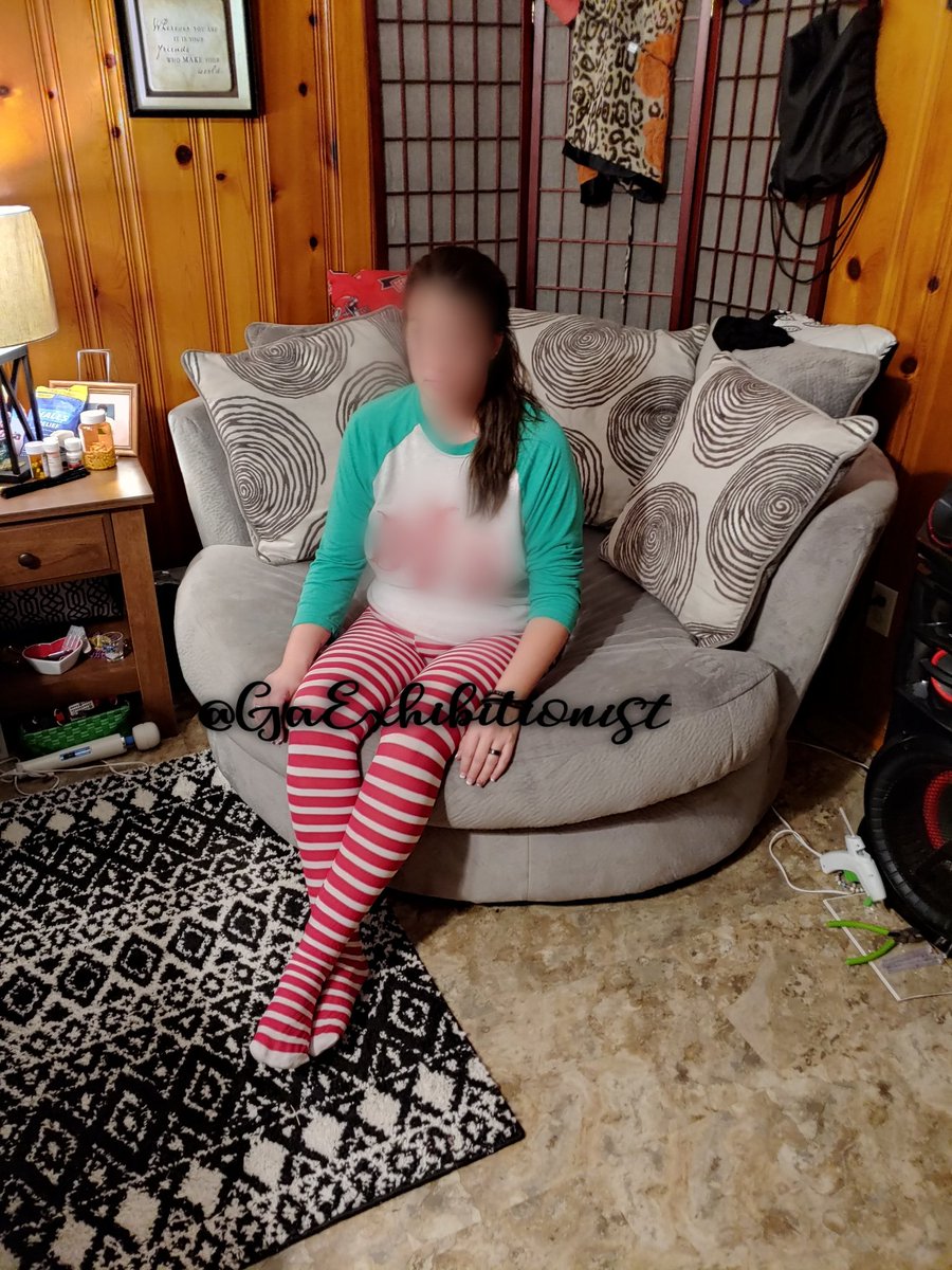GaExhibitionist's tweet photo. Some #FriskyFriday for yall hope all of yall had a great Christmas. #TheDreamTeam #Naughtywife #MomBodSquad #MilfMafia #Pawg #MerryChristmas #HotChickClique #Panties #meatyFlabs #fatpussy #BendMeOver https://t.co/jWQmBCTjNa https://t.co/oknaa9yINp