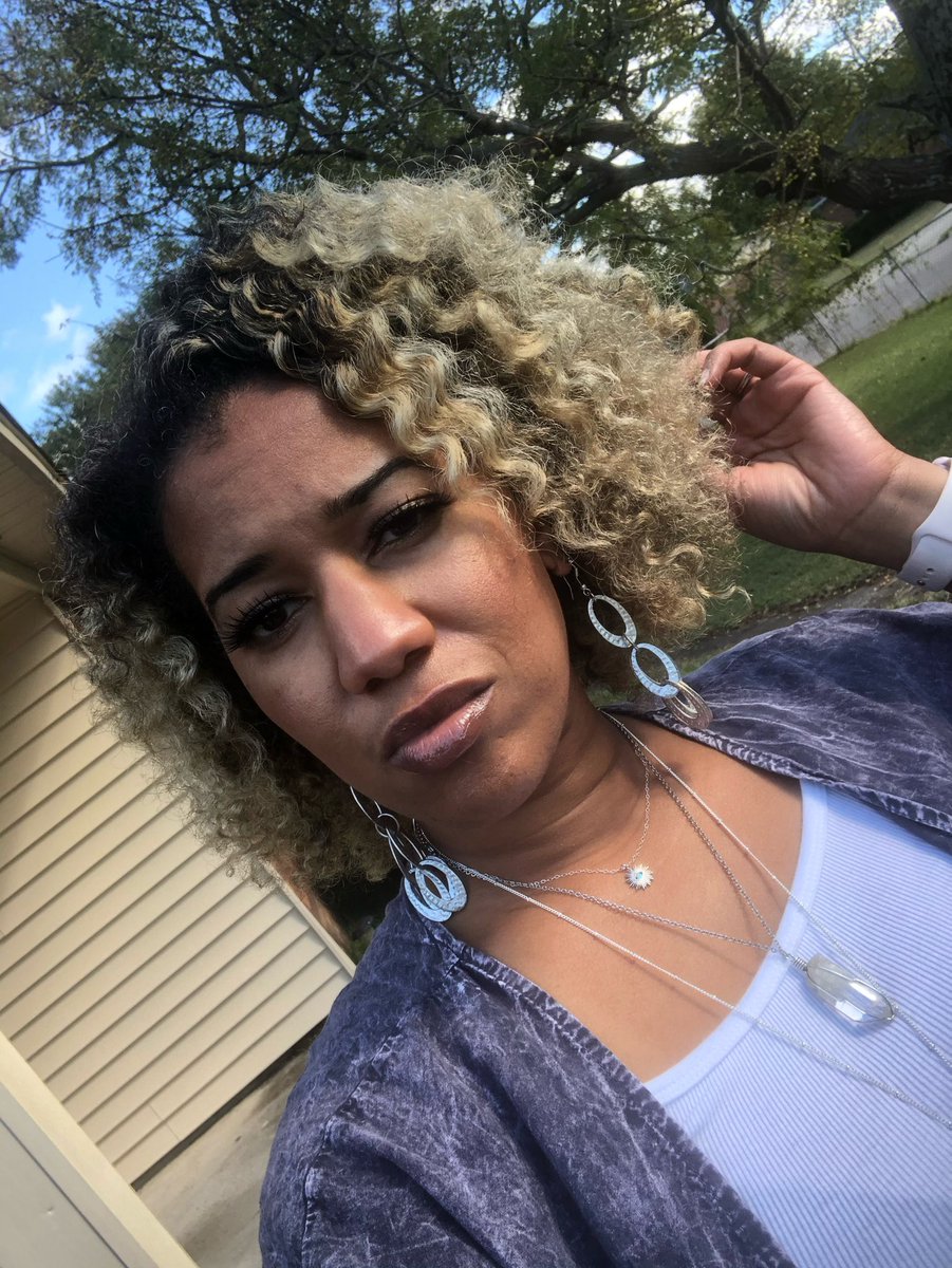 thedoxagene's tweet photo. Be fierce.
#DOXA #Skin #Hair #BodyManagement #Cosmetology #ANewIndustry #BrandAmbassador https://t.co/jkcANcGAqJ