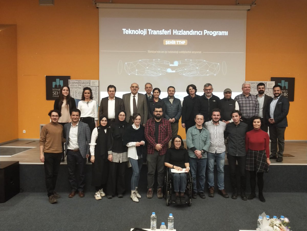 #ŞEHİR #TTHP 5.haftanın sonunda #ŞEHİR #DRAGOS Kampüsünde yapılan #DEMODAY ile sonlandı. Bu 5 haftalık yolculuğumuzda hem öğrendik, hem de eğlendik. #DEMODAY'e katılan girişimcilerimize ve #GİRİŞİMCİLİK ekosistemimizi kuvvetlendiren herkese teşekkür ederiz. 
<a href="/sehirtto/">ŞEHİR TTO</a> <a href="/incubacity/">incuba.city</a>