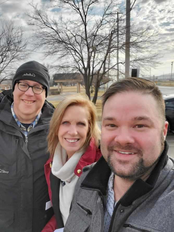 An on-scene gathering of Wichita's #aviation reporters (I was going to say, "finest") <a href="/ICTBiz_dmccoy/">Daniel McCoy</a> and <a href="/mmcmillin/">Molly McMillin</a>