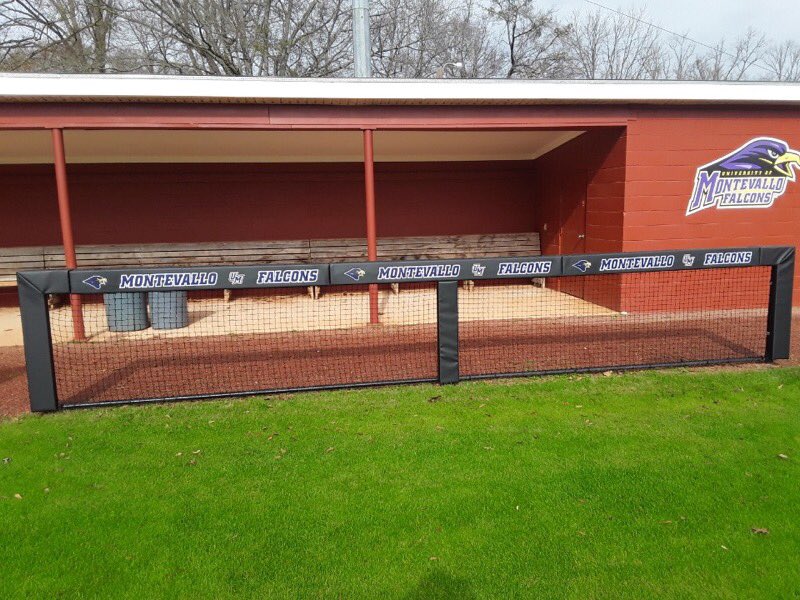 UMoTownBaseball's tweet image. New dugout padding finished up today! First of many upgrades at the Kermit this spring! 🔥 #RECC