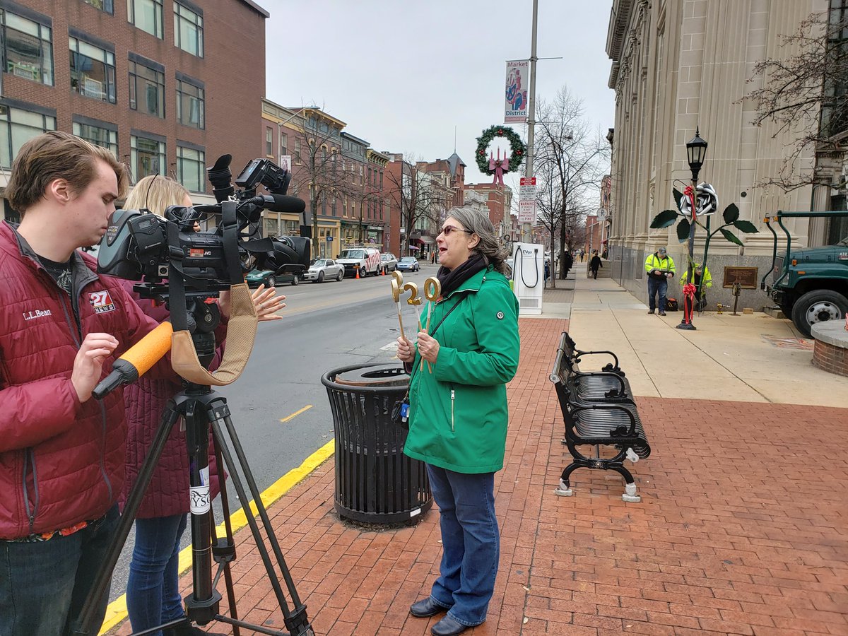 Thank you to <a href="/abc27News/">abc27 News</a> for stopping by Continental Square this morning for a #NYEyork preview. 
#iloveyorkcity #yorkpa