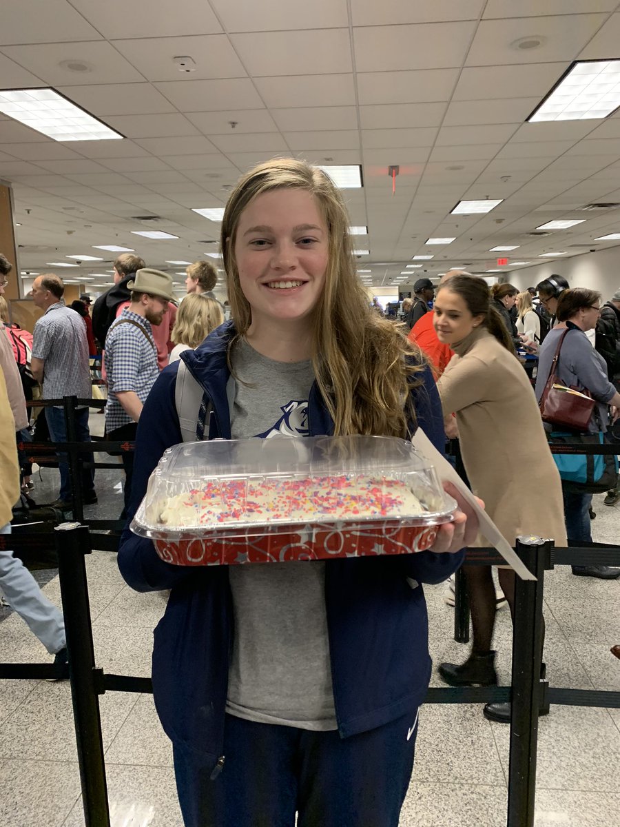 CoachKuhns's tweet photo. Travel day on your birthday ... just bring your 🎂 with you‼️ Happy Birthday @Kwheeler_21 ... not many get a trip to NYC for their bday! Hope it’s a great one ! 🥳🎁🎂 https://t.co/ZKYIPolJUd