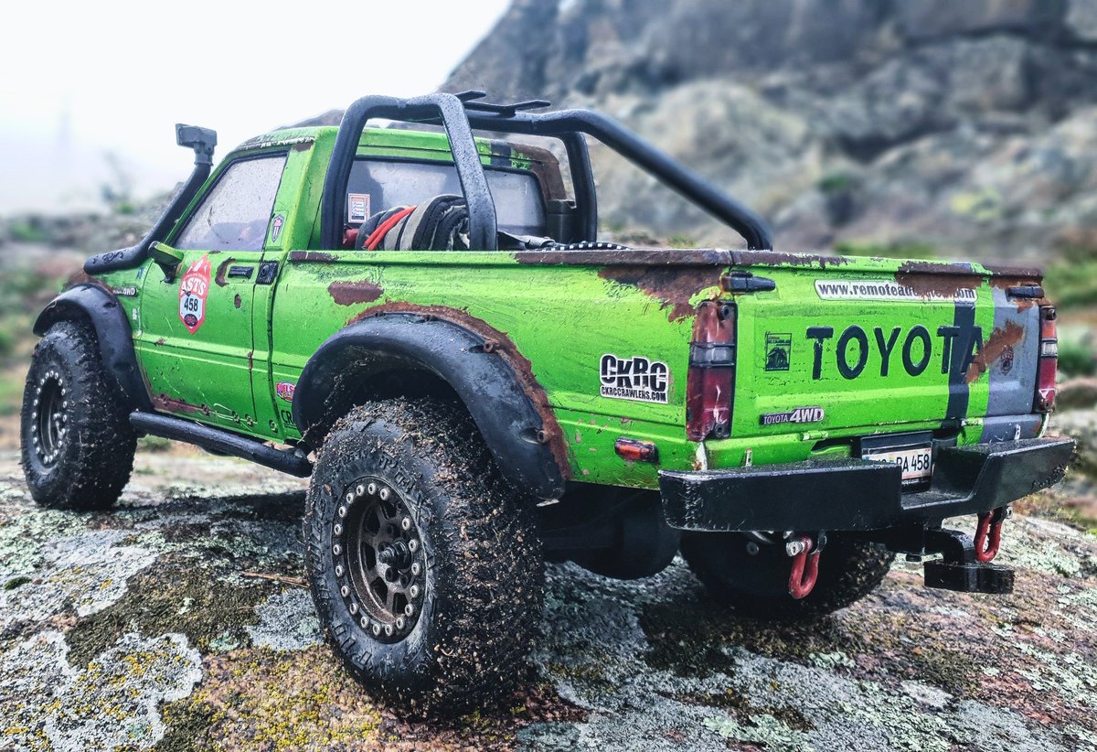 toyota hilux rc truck
