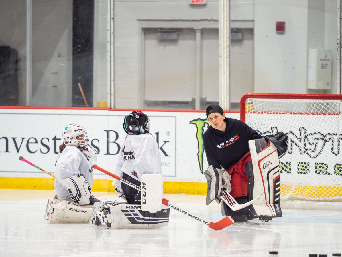 OneThree35Goal's tweet photo. Goalies: Sign up for our Winter Camp Jan. 4-5th to learn @_thedailysass @KobeIsMyUncle @kfitzy94 tricks of the trade.🥅🤭 Check out our holiday promo to make some $aves! #onethree35 #HockeyTwitter #goaliecoach #procoaches #protips #goaliecamp #genderinclusive
📸: @AshleyIntile https://t.co/jIpIsnLyIe