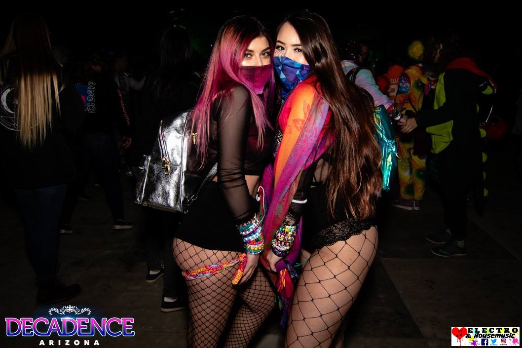 DJElectroHouseL's tweet photo. Faltan solo 3 dΓas, Γnete a la fiesta. Decadence AZ 2019β€β«ππΊπππβπ₯#decadencearizona #decadenceaz #decadence #decadencenye
#electro #electronicmusic #tomorrowland #rave #edmlove #edm #ibiza #party #MusicFestival #edclv2020 #EDMlife #Ultra2020 #mainstage #rabebooty https://t.co/qm7x1j4fws
