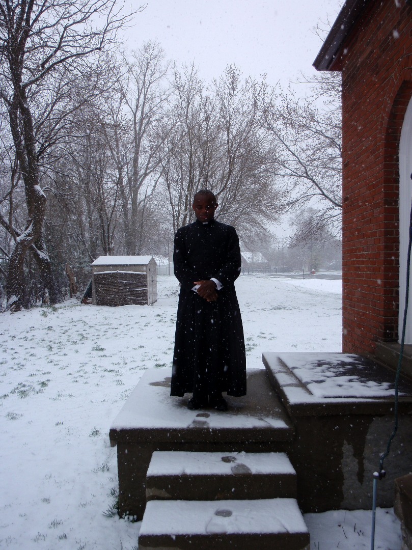 STRCngr's tweet photo. Happy birthday, @FrNkamuke. The Nigerian mission wishes you long years of service in His vineyard with a bountiful harvest to show for it! Cheers!!!

In your charity, do say a prayer for our good priest. https://t.co/3ZsPnYx70F