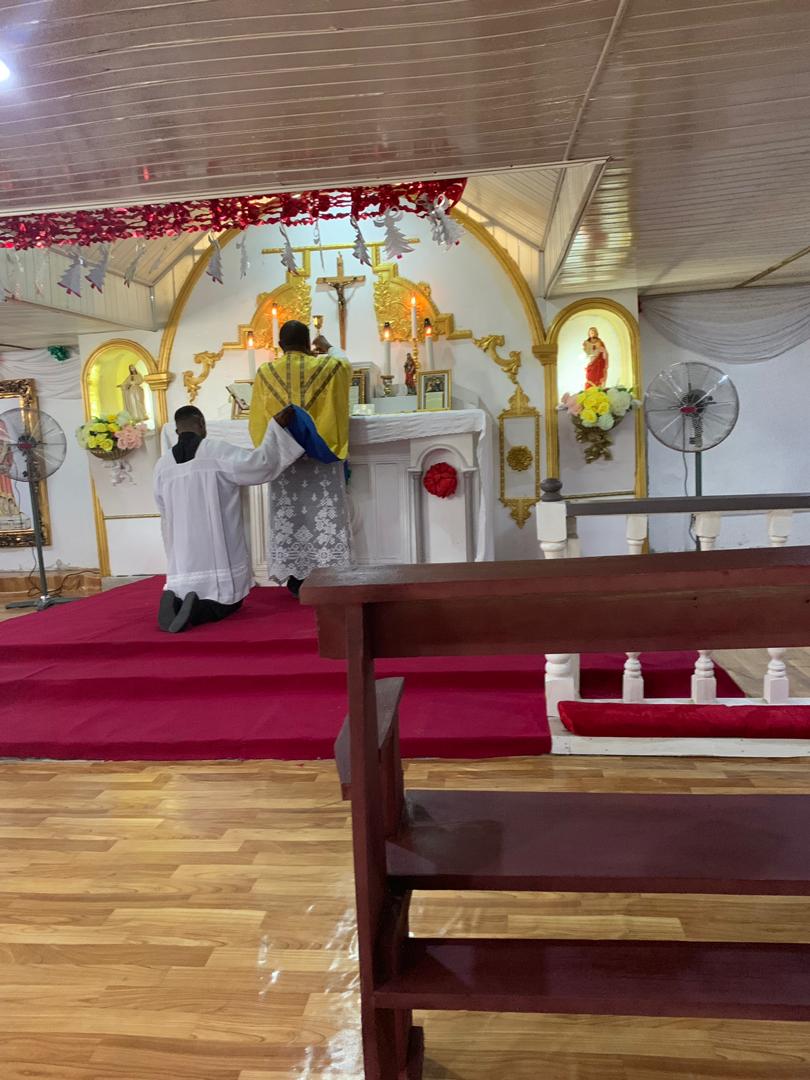 STRCngr's tweet photo. Happy birthday, @FrNkamuke. The Nigerian mission wishes you long years of service in His vineyard with a bountiful harvest to show for it! Cheers!!!

In your charity, do say a prayer for our good priest. https://t.co/3ZsPnYx70F