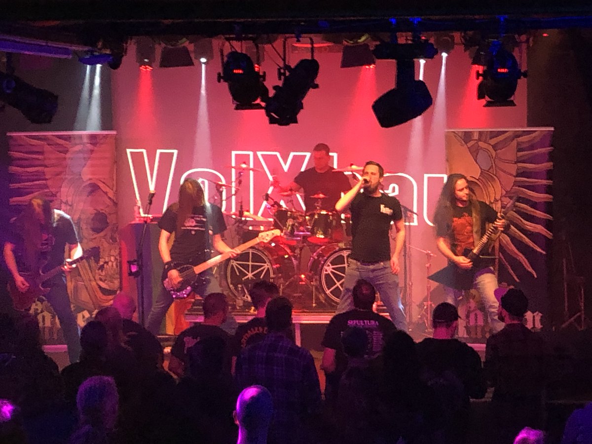 VZKlagenfurt's tweet photo. Fallen Utopia now on stage at #Hellfeier at VolXhaus - Klagenfurt #FallenUtopia #deathmetal #metal #klagenfurt #volxhausklagenfurt #weappu #band #pic #stage #show https://t.co/ZBUbfku6VN
