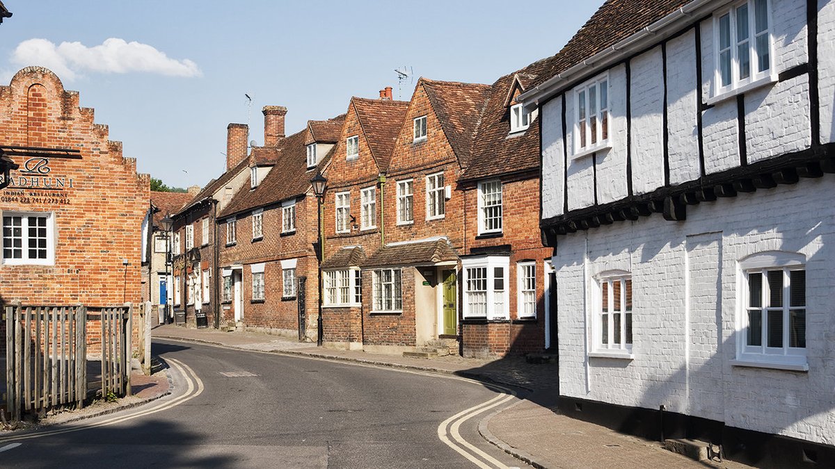 RelocationBucks's tweet image. #realestate #realtor #realestateagent #home #property #forsale #investment #realtorlife #dreamhome #interiordesign #newhome #househunting #luxury #architecture #house #luxuryrealestate #realty #homesweethome #luxuryhomes #broker #entrepreneur #homesforsale #design