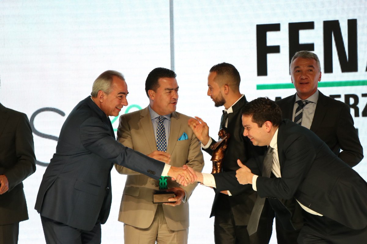 sempli_co's tweet photo. Lamentamos la muerte de Sergio Ignacio Soto, director de @fenalco_ant. Su liderazgo fue clave en el crecimiento del comercio en Antioquia. Valoramos su apertura a la innovación y el apoyo a iniciativas como @sempli_co. Nuestras condolencias a sus familiares y equipo de trabajo. https://t.co/LZ7keQTTY5