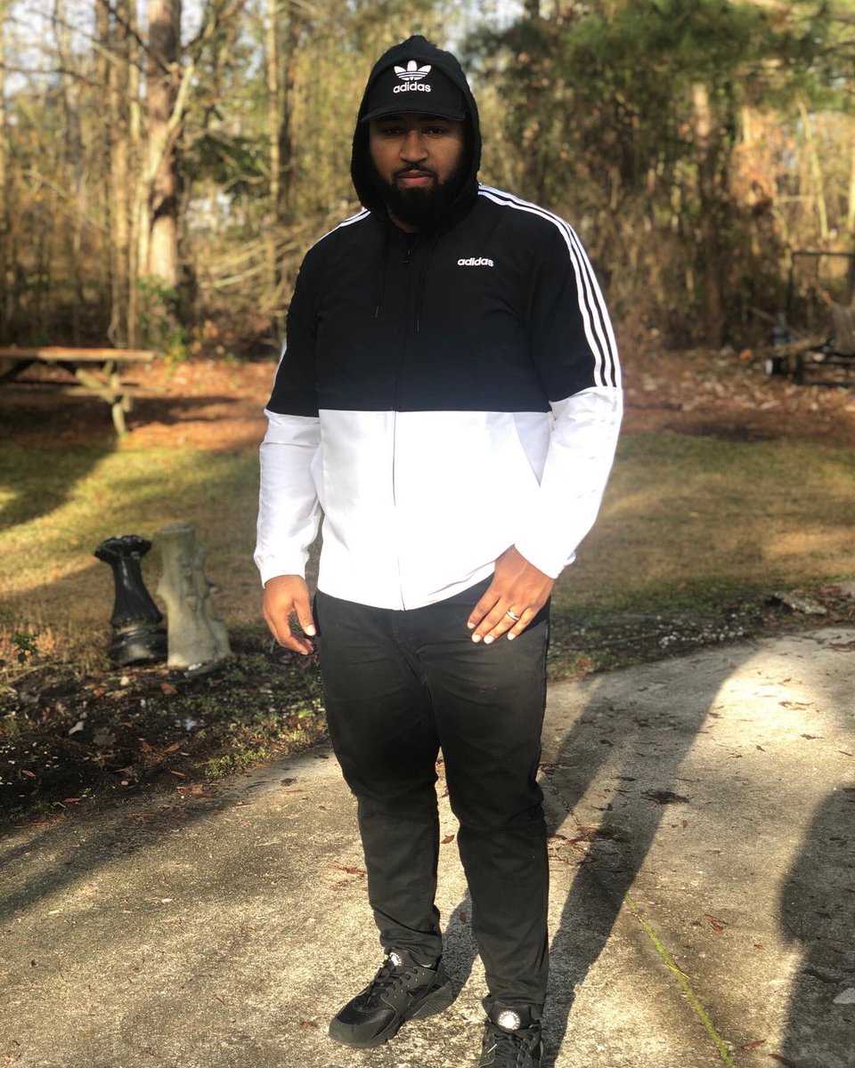 TheCamDeaver's tweet photo. @adidas @adidasoriginals @adidasUS https://t.co/m2YrkNyCyv