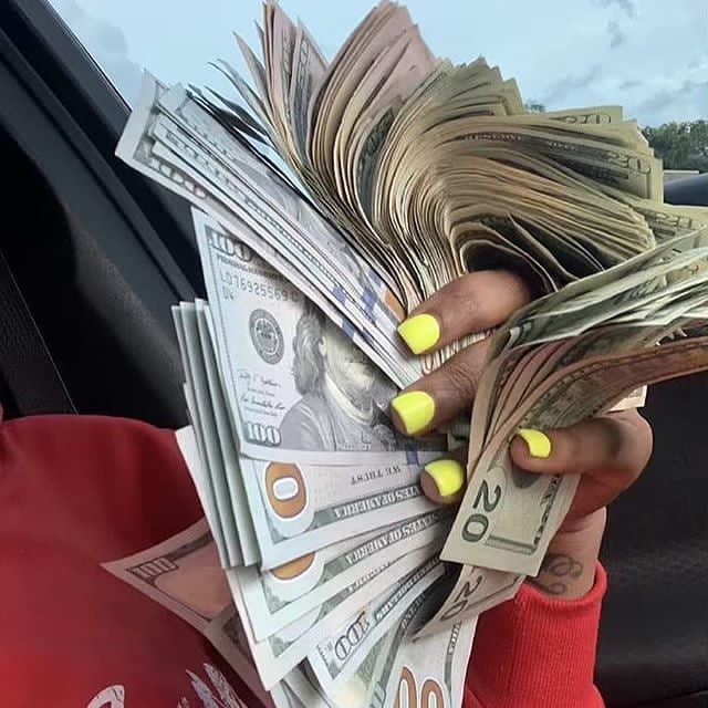 ChristinaqBaker's tweet photo. Follow retweet and like I’m going to dm you 💞💞 I am sending the first 100 people to like &amp; retweet this $2,000 through cashapp apple pay venmo and zelle 🙌🏼💚🤞🏽#CashAppFriday #sugarbaby #sugardsddy https://t.co/I095sV9Yw8