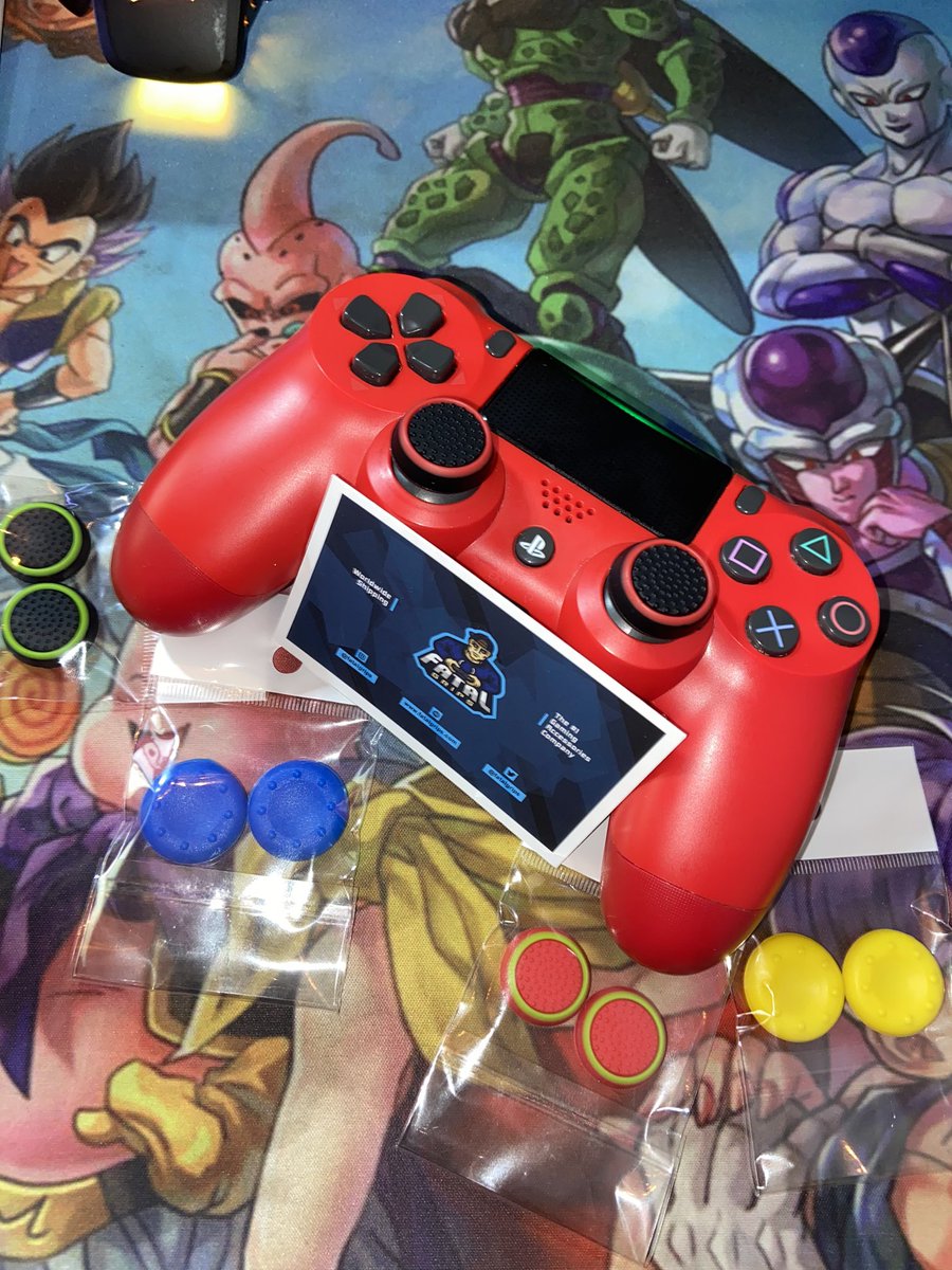 nott_stitch's tweet photo. So I’m doing a @FatalGrips GiveAway!!Winners announced NewYearsDay!
2 winners (will get 1 set of each)
2x concave grips
2x pro grips
To Enter!!
Follow me
Retweet 
Tag a Friend 
#modernwarefare #GiveAway #ControllerThumbGrips #PS4 #XboxOne https://t.co/7aMo4q11Gh