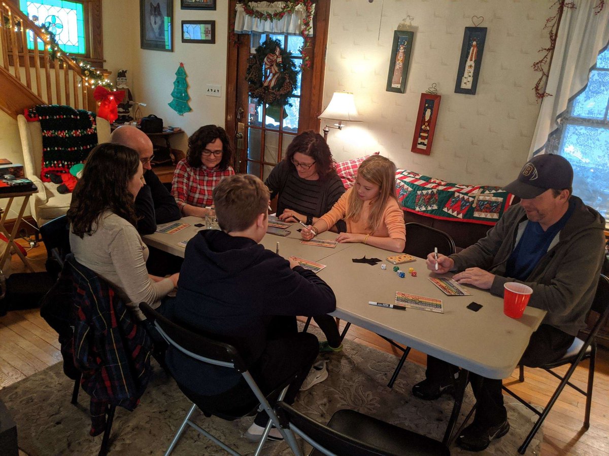 jeffrey_ness's tweet photo. A little Qwixx for the holidays @Gamewright https://t.co/BiHXhn4Zws