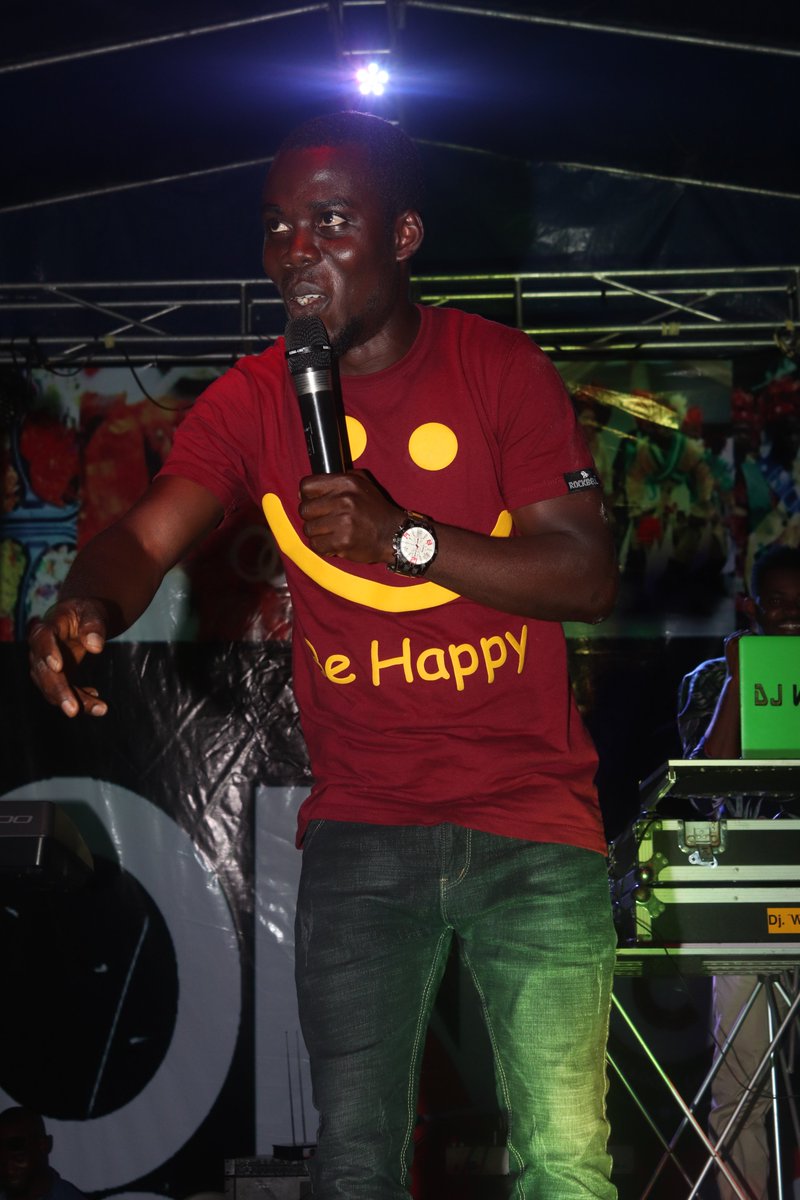_Bonfest's tweet photo. A worth wile session with MC_Blacky Hans, a true son of Grand Bonny Kingdom, a Comedian by profession.

#BonFest2019 #BonnyIsland #27thDecember https://t.co/pxO6JWB9ow
