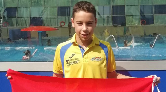 OlivarNatacion's tweet photo. Mejor Marca Nacional de 14 Años para el nadador del @CNNASSICA, Ivan Martinez Sota, en la prueba de 100 Espalda con un tiempo de 57.25.Enhorabuena Campeon!! #GrandeIvan en nuestro Trofeo San Silvestre19 @EM_ElOlivar https://t.co/AYZf7a2gfA