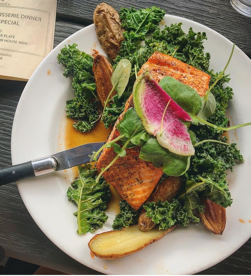 Come in for a bite!

#Denver #Yum #Delicious #HealthyEats #MileHighCity