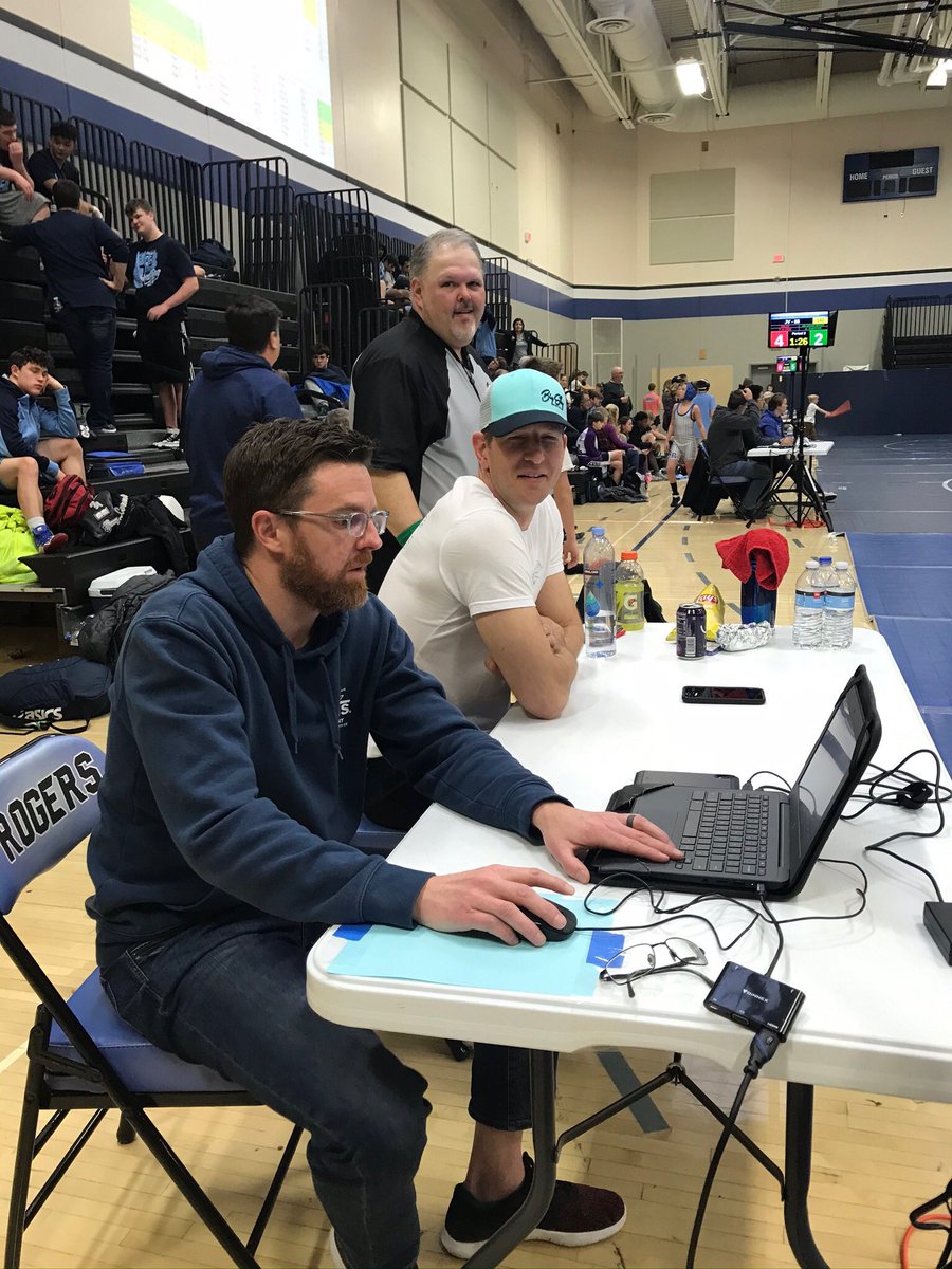 Rogers_Wrestlin's tweet photo. Thank you to our great volunteers couldn’t run this tournament without you! #amazing #greatparents https://t.co/kCvDhQ6uLm