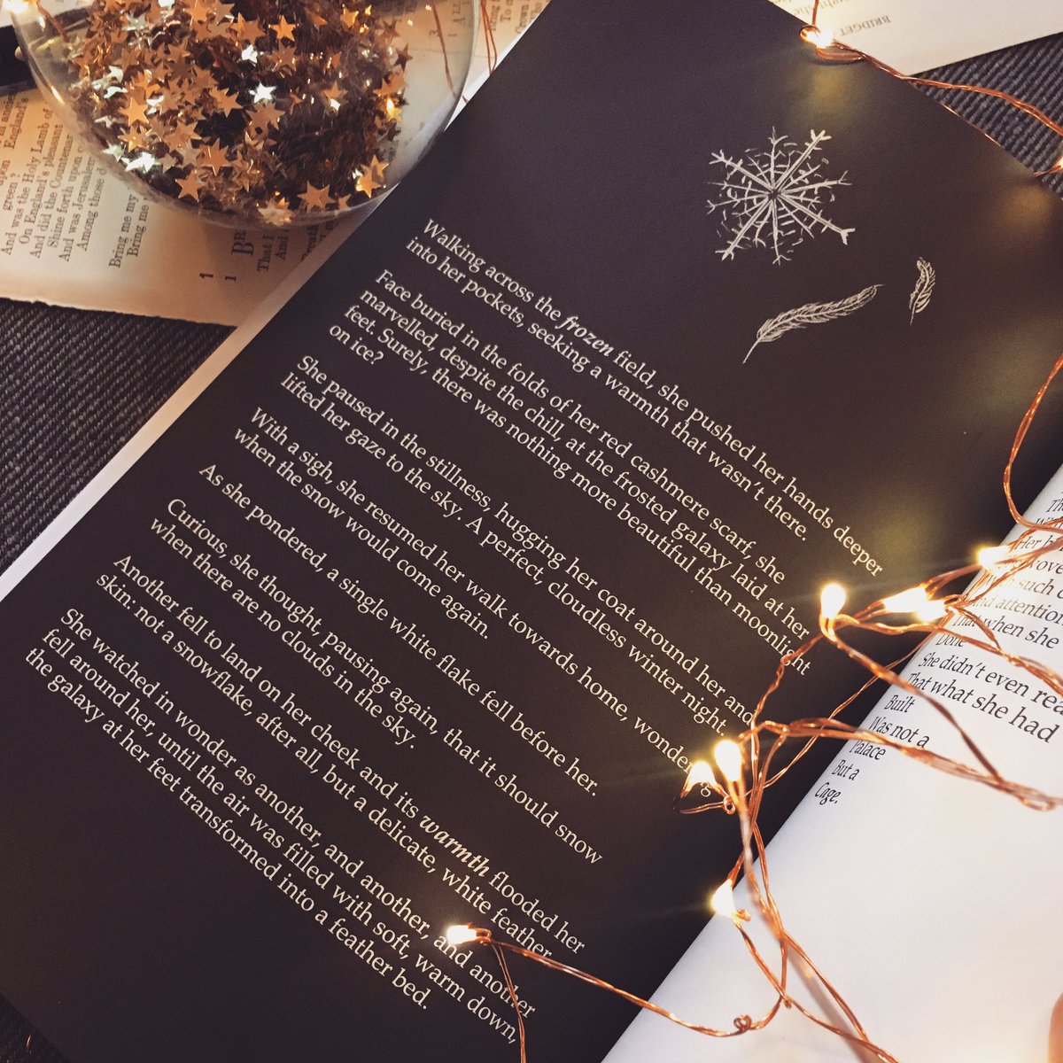 bookwyrmdancer's tweet photo. Having a little Twitter downtime over Christmas but just popping on to remind you that my debut book, Thrive, is now available to buy in ebook and paperback on Amazon. ✨
https://t.co/7SEGPCpNg0
#indieauthor #thrivebook #WritingCommunity https://t.co/AasWbgOZwW
