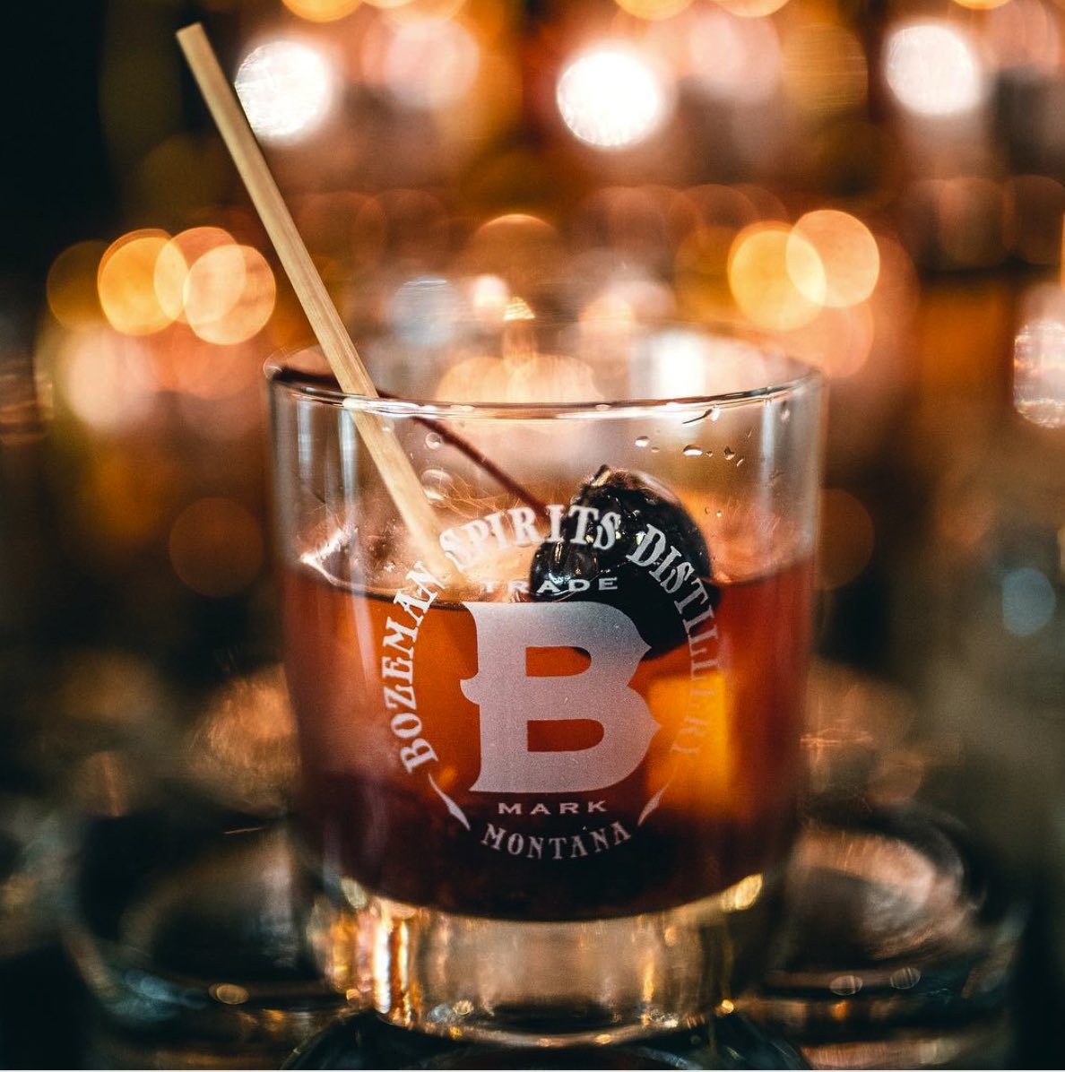 Shots_Box's tweet photo. Wind down after the holiday with a nice cocktail made with @BozemanSpirits 1889 Whiskey.
You made it through another holiday season, cheers!
๐ฅ https://t.co/S86W2q95ZY
#ShotsBox #craftspirits #craftdistillers #craftliquor #liquor https://t.co/Z4iEXUGRgG