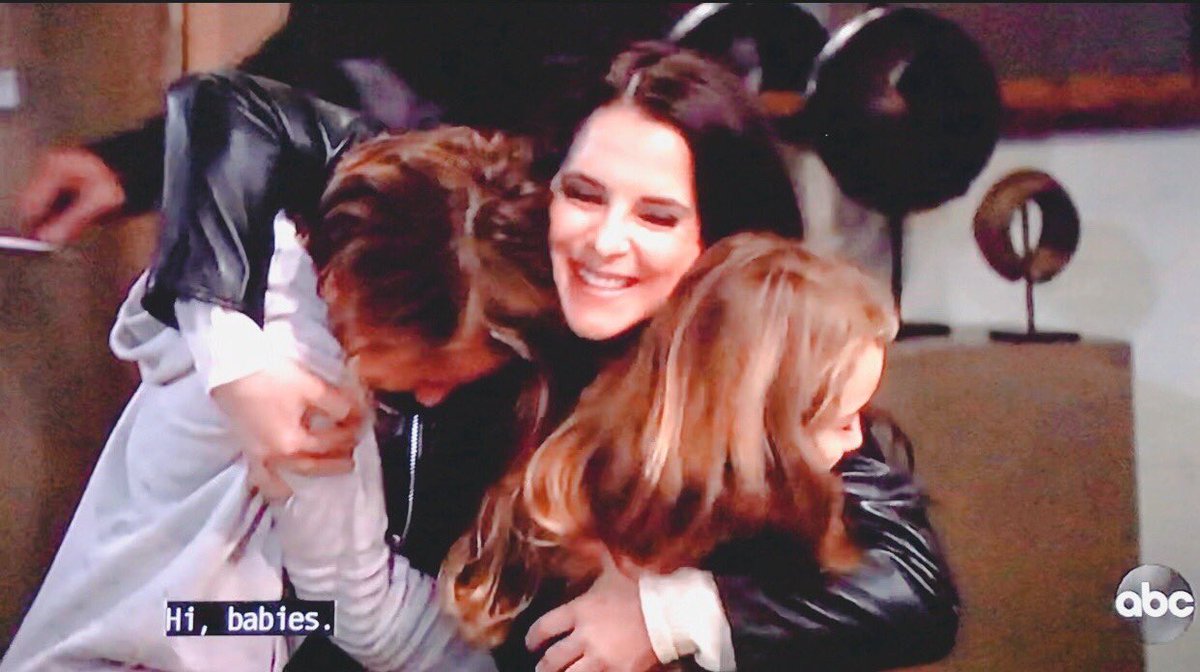 BillingsOctavia's tweet photo. OMG OMG OMG.. Iβm Not Gonna Cry ππ.. Sam is home with Jason, Danny and Emily! #GH #JaSam #JaSamily #JaSamChristmas2019 #MorganKids #MorganFamily #TheMorgans #JaSamNation https://t.co/fo5buywe1i
