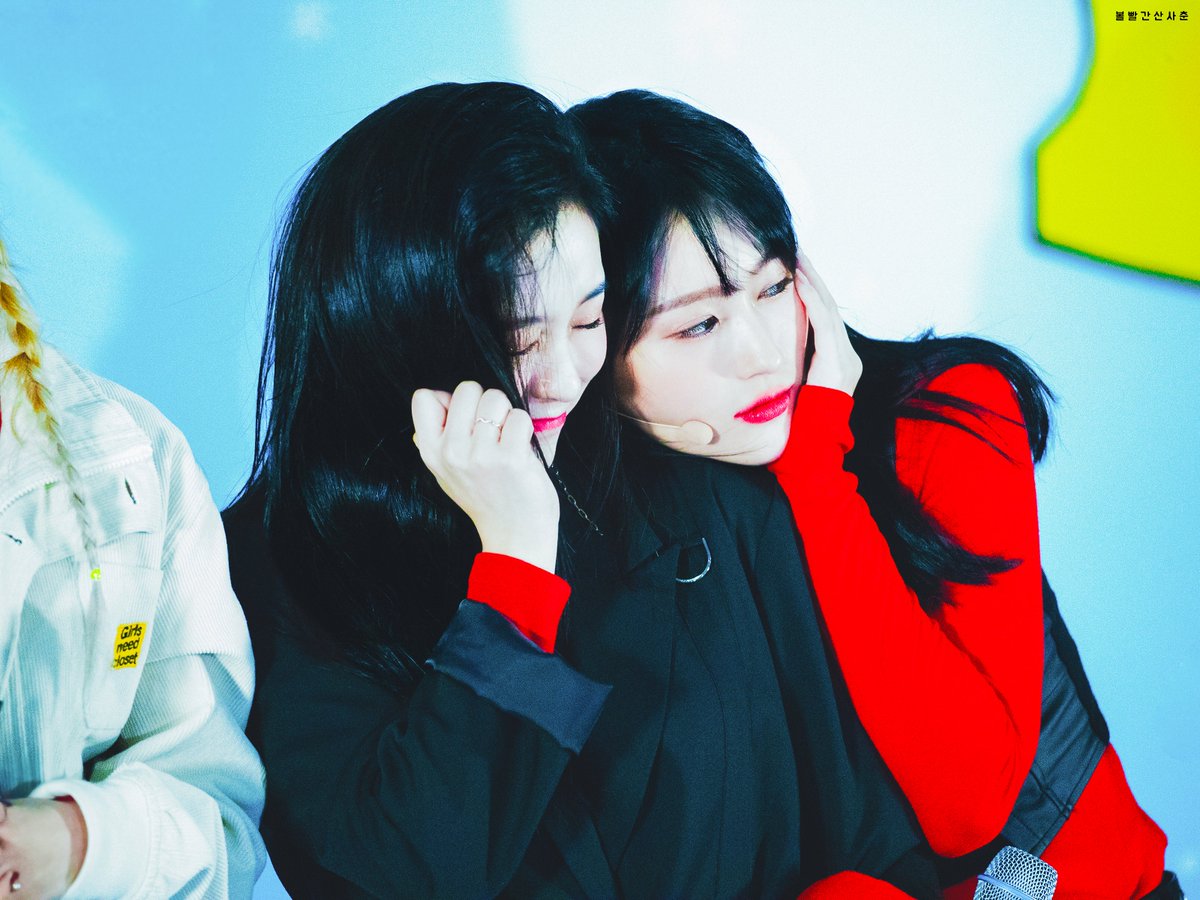 191224 드림캐쳐 (Dream Catcher) 가현 (GaHyeon) 시연 (Siyeon) - 코엑스 윈터 페스티벌 (Coex Winter Festival)

sansachoon.tistory.com/58

#드림캐쳐  #DreamCatcher
#가현 #이가현 #GaHyeon 
#시연 #이시연 #Siyeon

<a href="/hf_dreamcatcher/">드림캐쳐 Dreamcatcher</a>