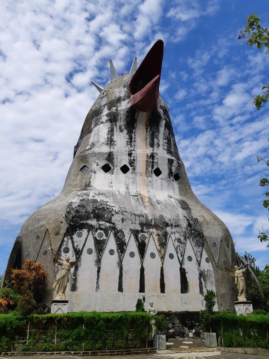 Alfinpep's tweet photo. Berasa rangga gw (@ Gereja Ayam, Punthuk Setumbu in Magelang, Jawa Tengah) https://t.co/5QDoleVup4 https://t.co/frI3Ab5enW