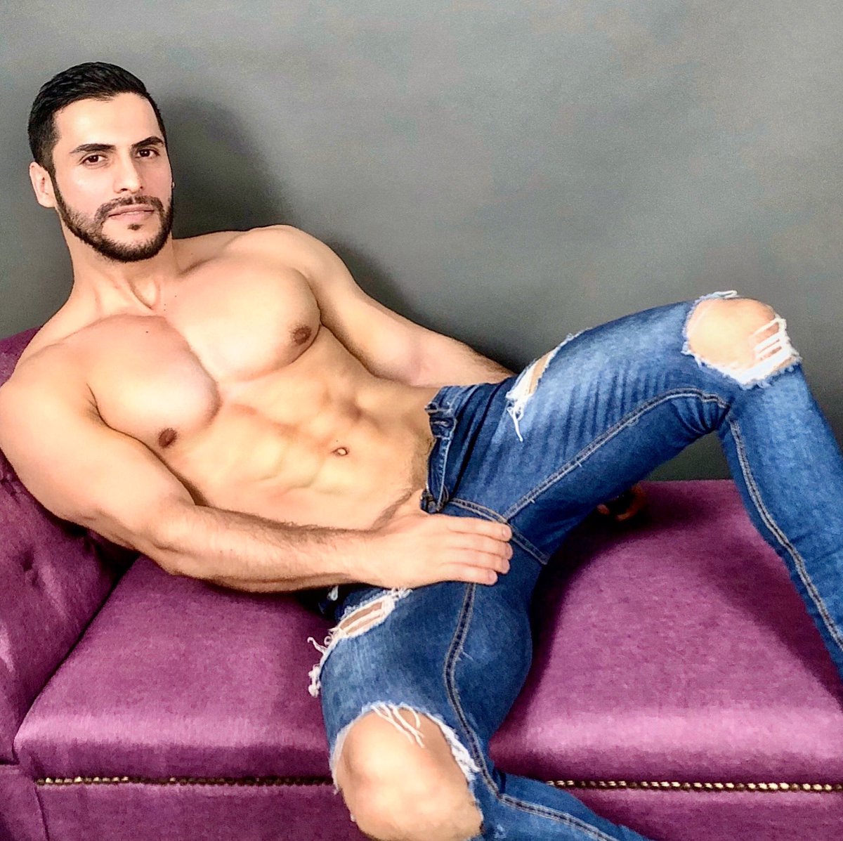 SDFashionMagaz1's tweet photo. Stefano Suaros new photo shoot #americanmodel #actor #starlife #stefanomodel #calvinkleinmodel #superstar #stefanosuaros #italianactor #follow https://t.co/0FNBWrlTV2