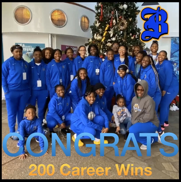 Congratulations to Coach Maria Mangram.  200 CAREER WINS!  Keep it up!
#piratepride #blueandGOLD #onceapirate #alwaysapirate