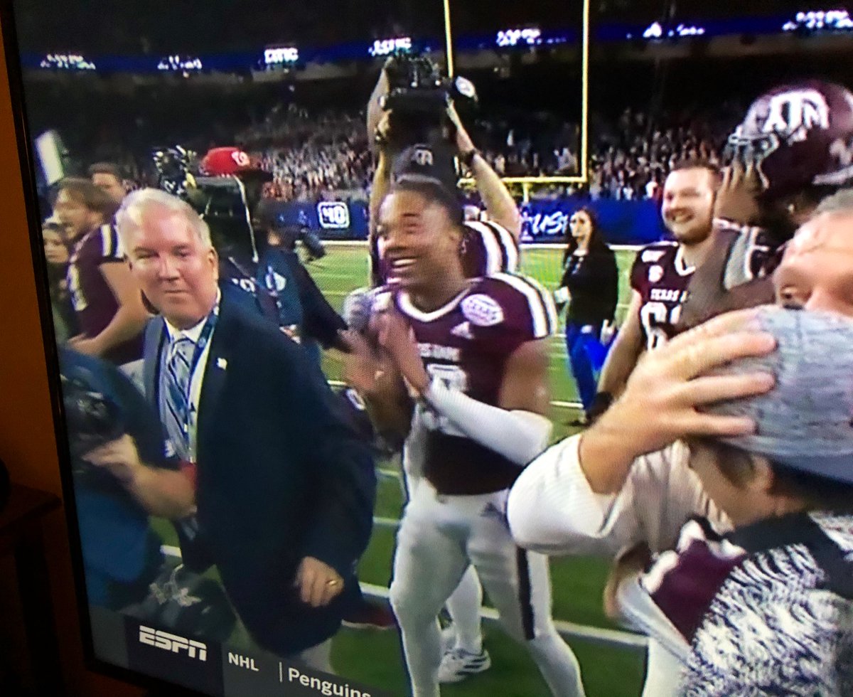 MarleneNavor's tweet photo. Congrats to the 2019 Texas Bowl Champions and the best #SIDLife boss of all-time @AggieSID_AC. Gig βEm Ags! #BTHOokstate ππΌ https://t.co/OWNX5treiB