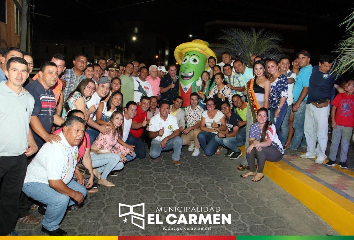 RodrigoMenaR's tweet photo. 🔝 "Nos encaminamos a ser una gran ciudad, y esto que hoy estamos inaugurando,  mis hermanos carmenses, es sólo el inicio de grandes obras que vendrán a nuestro querido cantón"
#ContigoCambiamosElCarmen https://t.co/xulBPslRZD