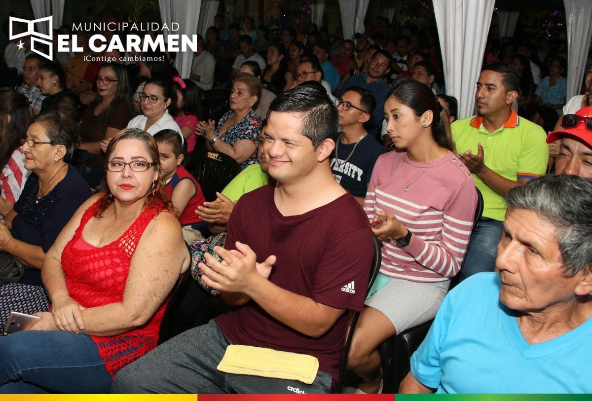 RodrigoMenaR's tweet photo. 🔝 "Nos encaminamos a ser una gran ciudad, y esto que hoy estamos inaugurando,  mis hermanos carmenses, es sólo el inicio de grandes obras que vendrán a nuestro querido cantón"
#ContigoCambiamosElCarmen https://t.co/xulBPslRZD