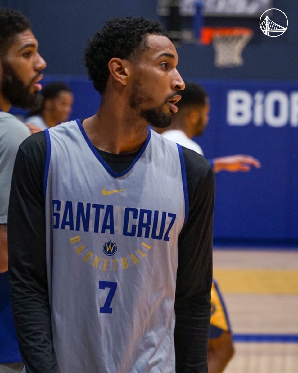 dubs_training's tweet photo. Sea Dubs in the HOUSE https://t.co/ZTgnjrOGE9