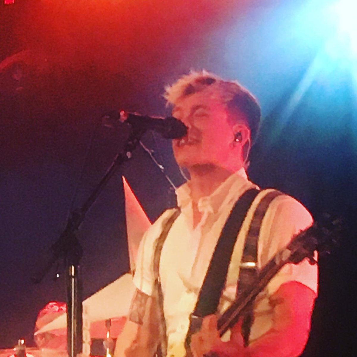 TrinityStarr727's tweet photo. Long overdue but....
#thevamps #vampette #vamily #club229 #centrepoint #lastshowofthedecade #proud #diehardfan #luvthem https://t.co/h6gIPdfSGt
