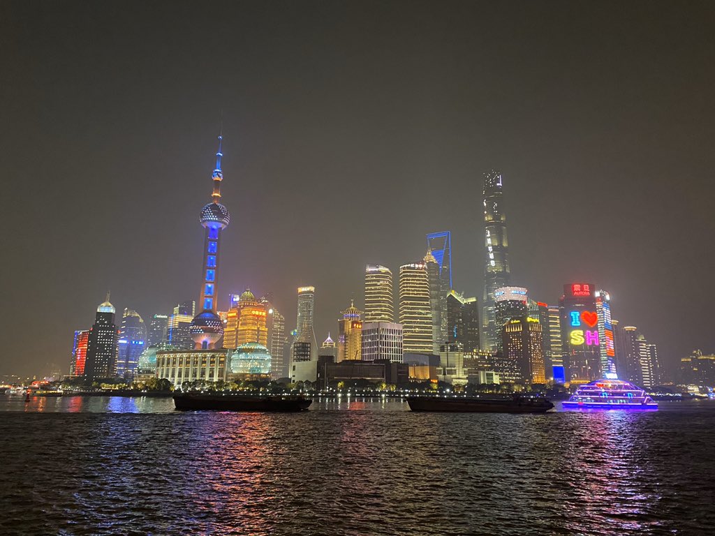 到上海，夜深了、#情侣交换、#反差萌、#夫妻交友、#绿帽 、可以报名了、#素质单男、#调教、#母狗