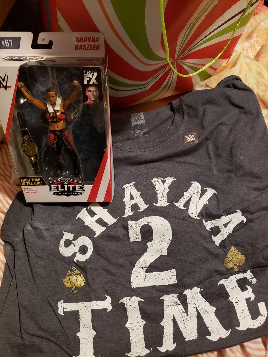 Kris10MarieC's tweet photo. Some of my favorite Christmas gifts! I'll always support @QoSBaszler. #ShaynaTwoTime Instagram: xokris10xo https://t.co/xioyyppy5Z