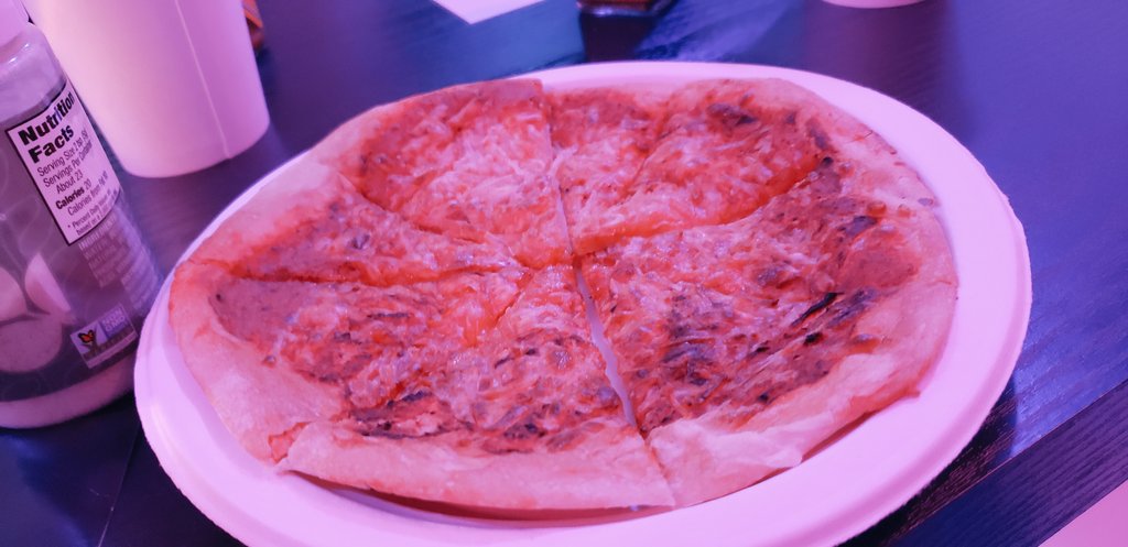 TheSquareEnix's tweet photo. Peeped this joint called Leaves & Roots Lounge in Fort Lauderdale and had some Vegan munchies.
The place is extremely chill and didn't have music at full volume blasting. Very artsy and seats are nice and soft. Would come here again. ππΌ
#LessCruelty #LessEnvironmentalDamage https://t.co/R8hKaeTOQL